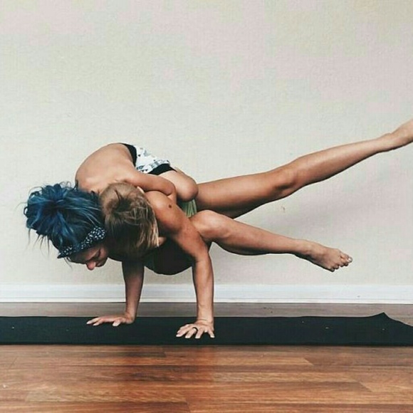 Meet your Posher, Jenny - Picture 4 of 4